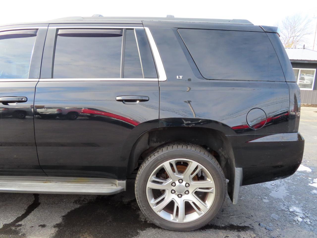 Used 2015 Chevrolet Tahoe LT AWD/4WD image 32