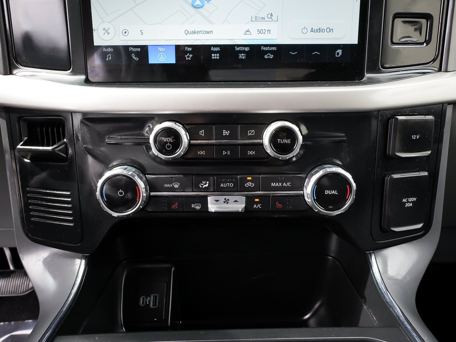 Used 2023 Ford F150 Lightning XLT AWD/4WD image 28