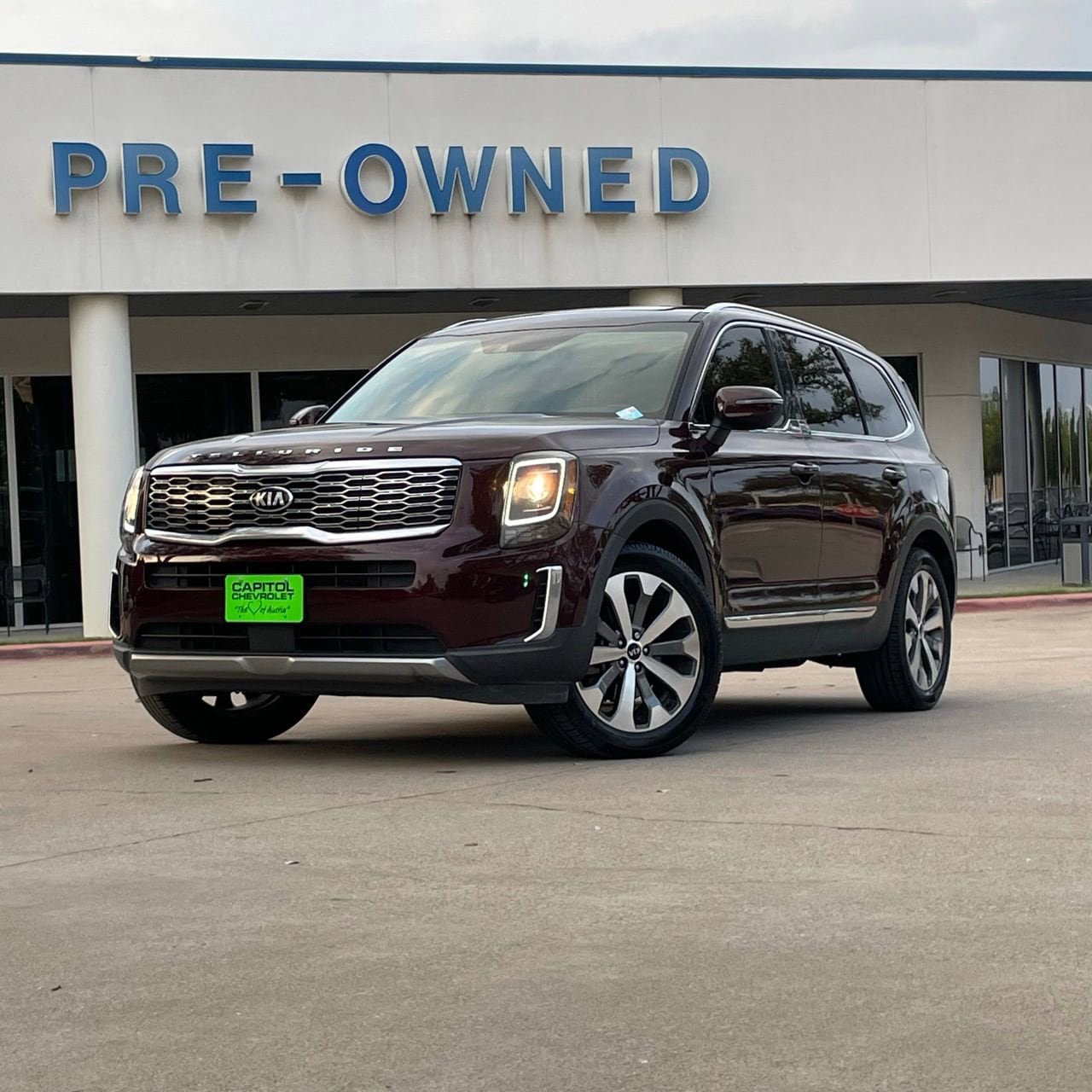 Used 2020 Kia Telluride EX w/ EX Premium Package FWD image 1