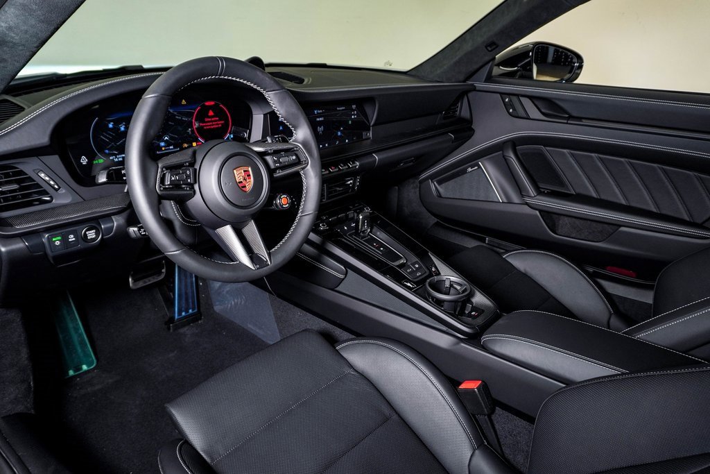 New 2026 Porsche 911 Carrera GTS image 4