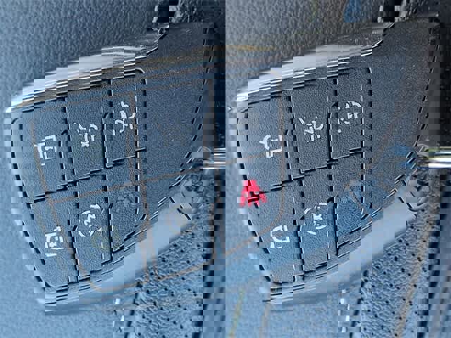 Used 2021 GMC Yukon SLT w/ SLT Luxury Package image 36