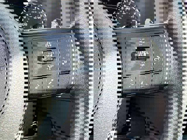 New 2025 Nissan Pathfinder S image 14