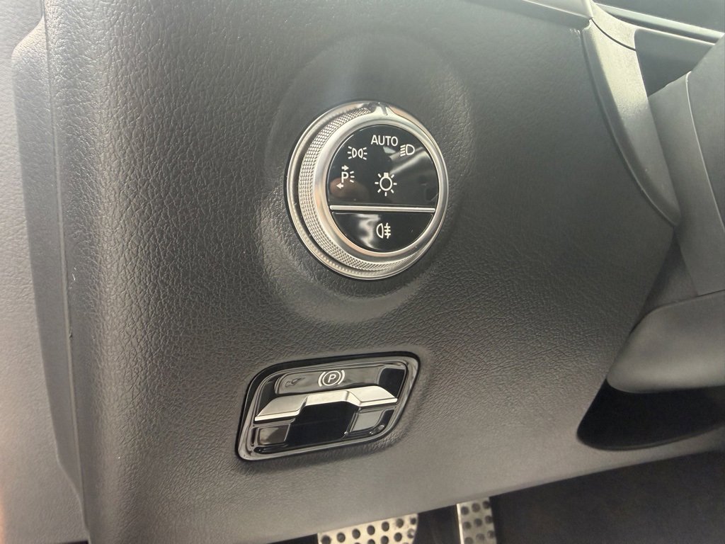 Used 2023 Mercedes-Benz C 43 AMG 4MATIC Sedan image 27