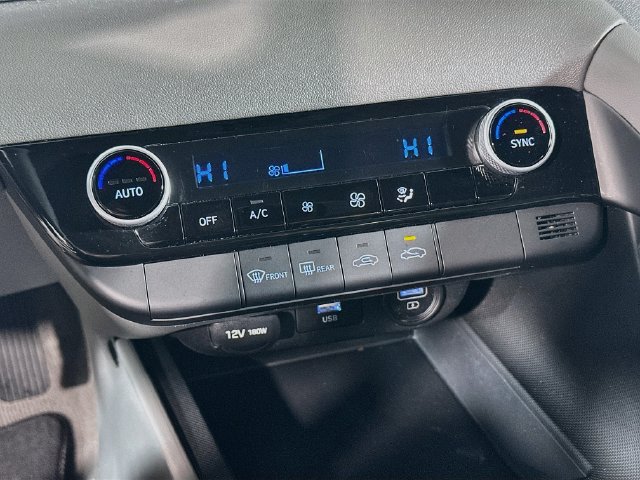 Certified 2021 Hyundai Elantra SEL FWD image 21