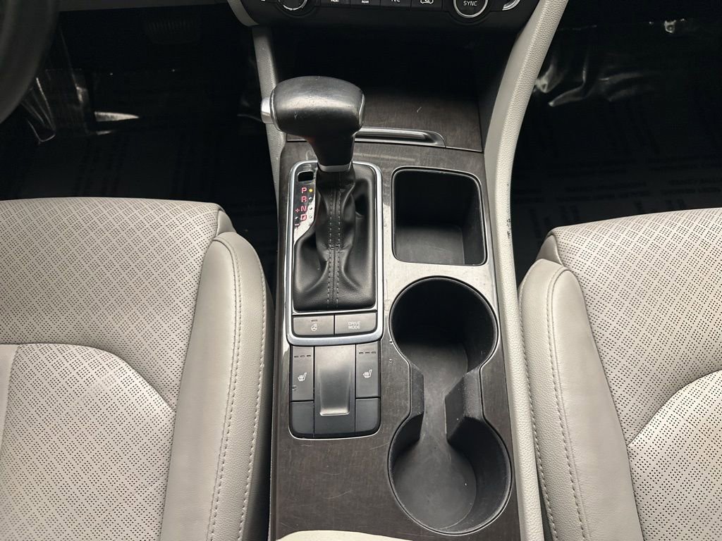 Used 2017 Kia Optima EX image 19