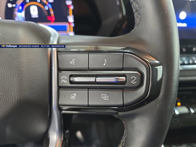 Used 2023 Chevrolet Colorado LT w/ LT Convenience Package III image 17