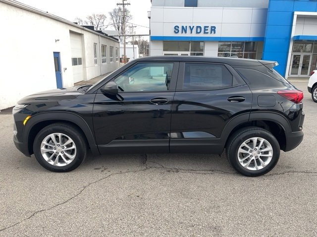 New 2025 Chevrolet TrailBlazer LS w/ LS Convenience Package image 2