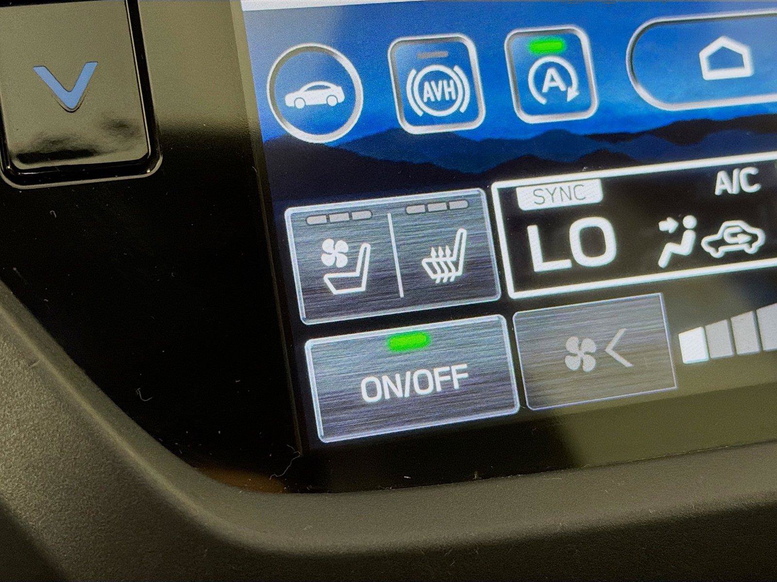 Used 2025 Subaru Forester Touring AWD/4WD image 24