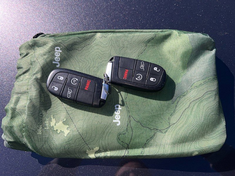 Used 2019 Jeep Grand Cherokee Altitude image 31