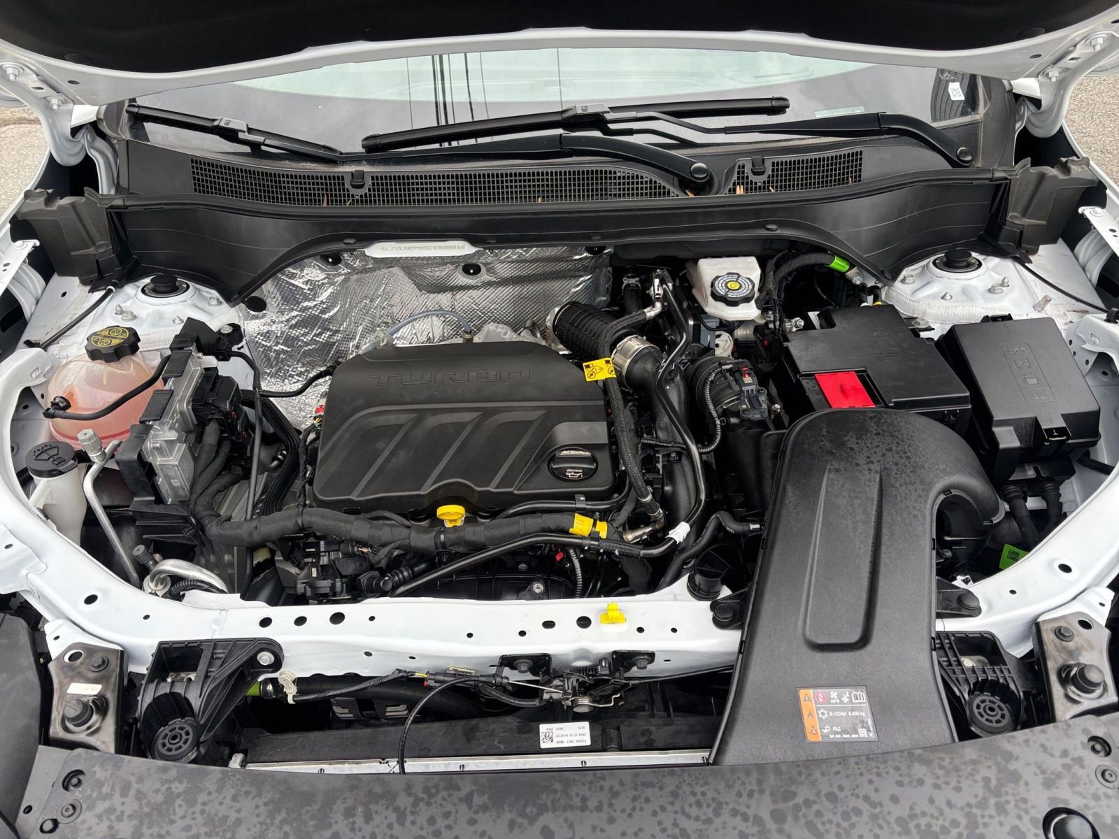 Used 2025 Chevrolet Trax LT image 30