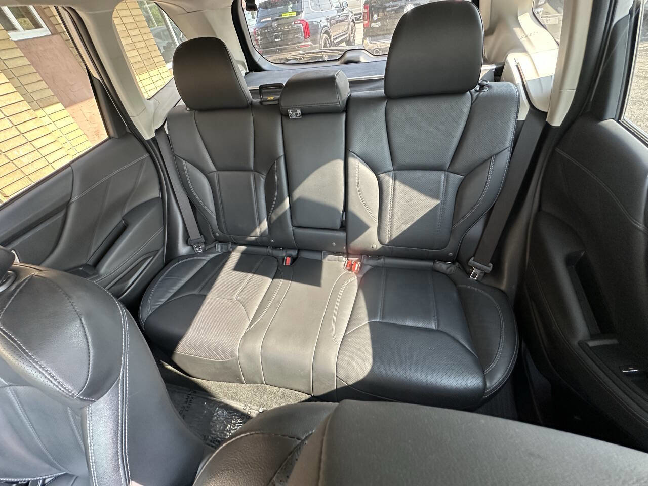 Used 2020 Subaru Forester Limited image 4