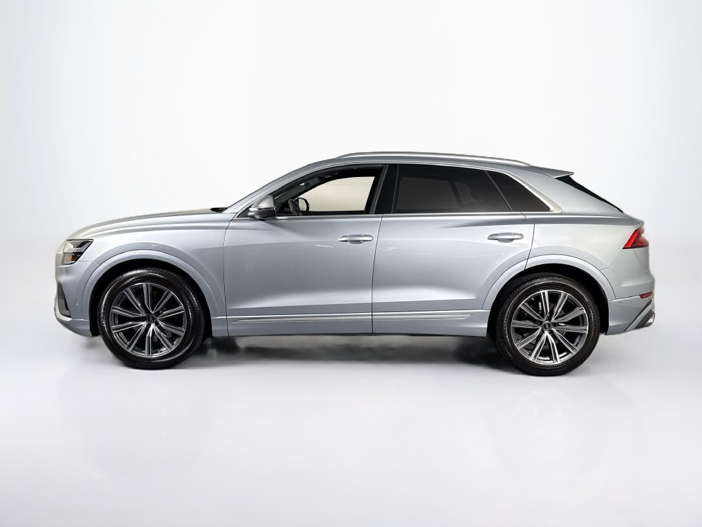 Used 2023 Audi SQ8 Premium Plus w/ Executive Package AWD/4WD image 2