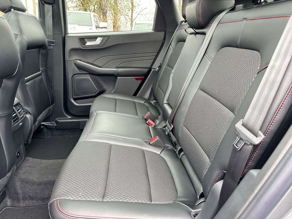New 2025 Ford Escape ST-Line w/ Cold Weather Package AWD/4WD image 23