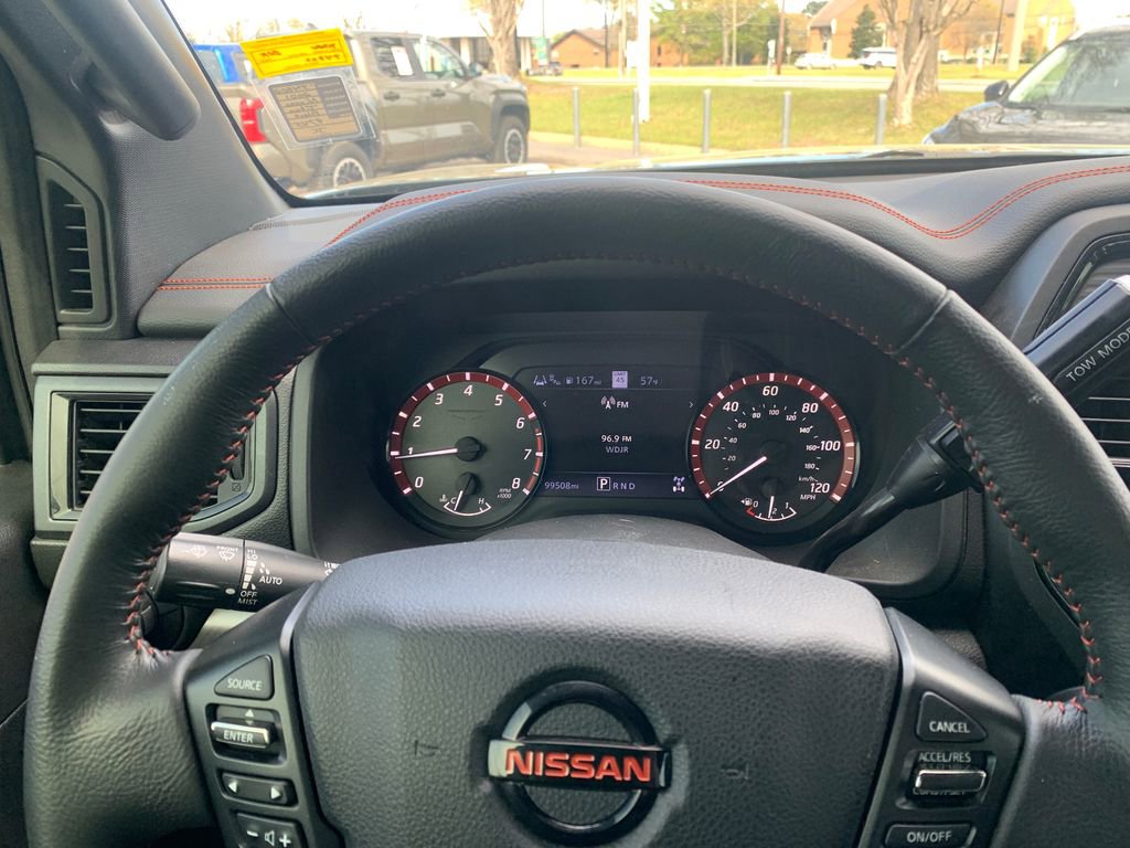 Used 2021 Nissan Titan PRO-4X AWD/4WD image 11