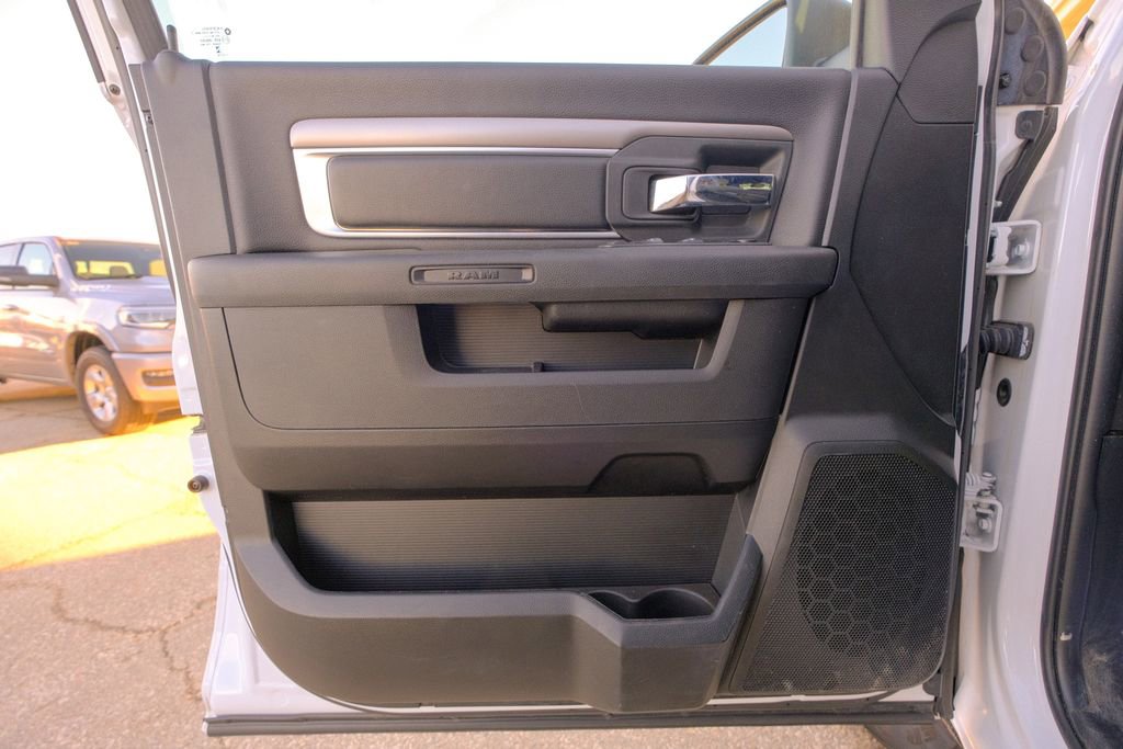 Used 2024 RAM 1500 Classic Warlock image 21