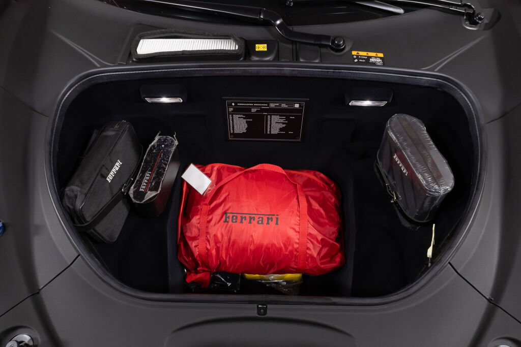 Certified 2022 Ferrari F8 Tributo RWD image 24