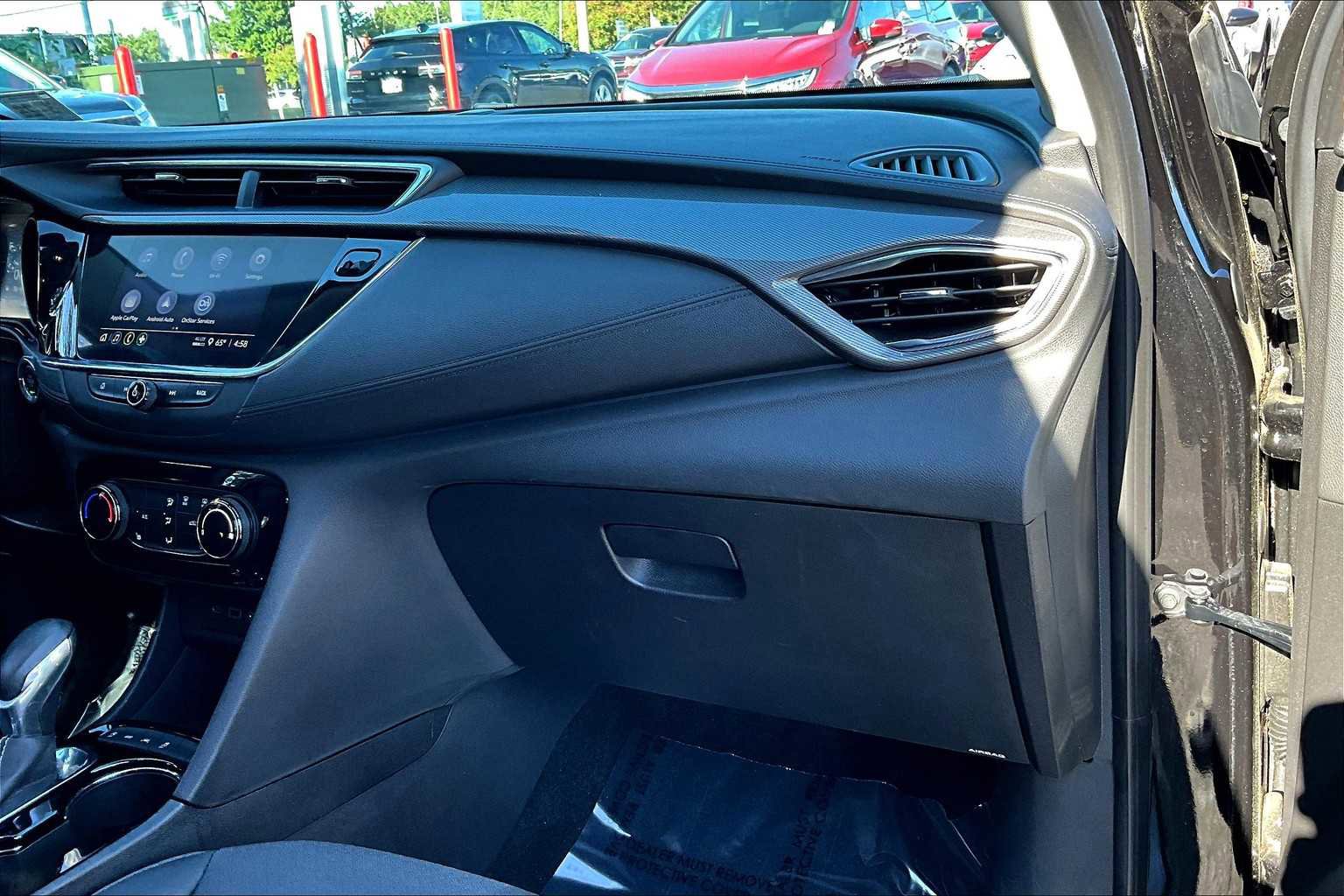 Used 2023 Buick Encore GX Preferred w/ Cold Weather Comfort Package image 17