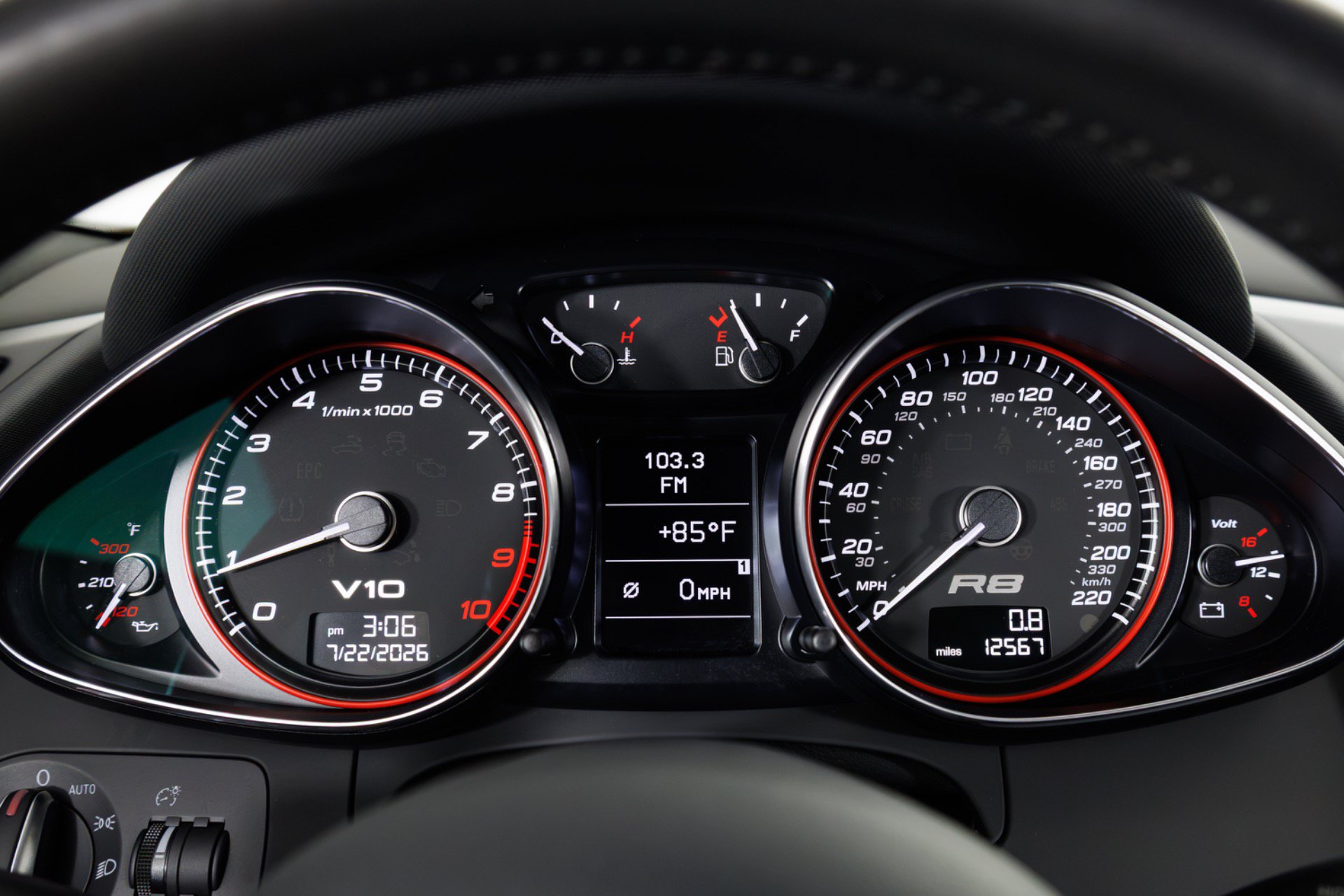 Used 2011 Audi R8 V10 AWD/4WD image 19