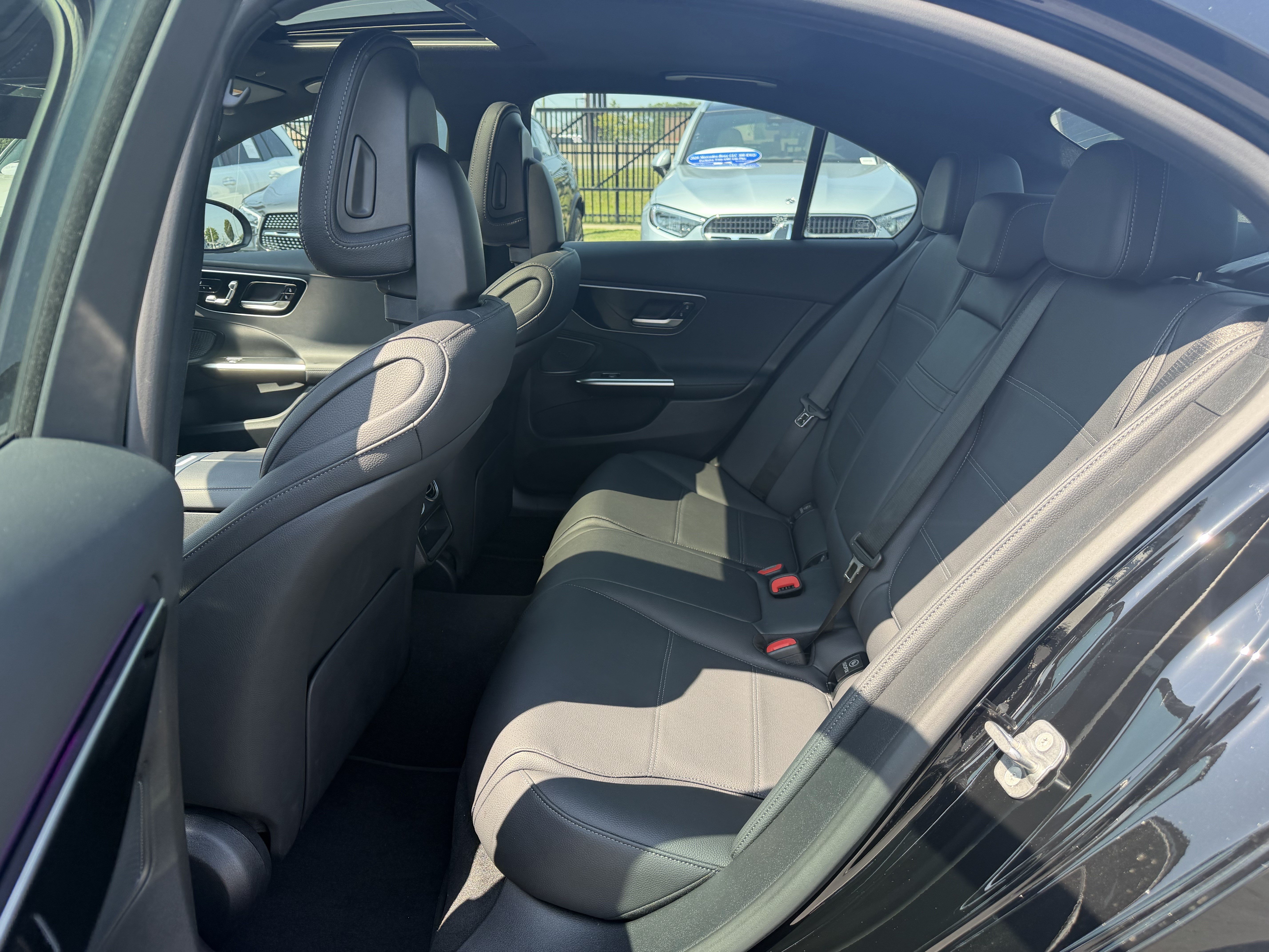 Certified 2025 Mercedes-Benz C 300 4MATIC Sedan image 33