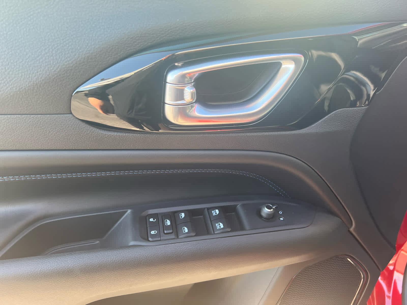 New 2026 Jeep Compass Altitude image 17