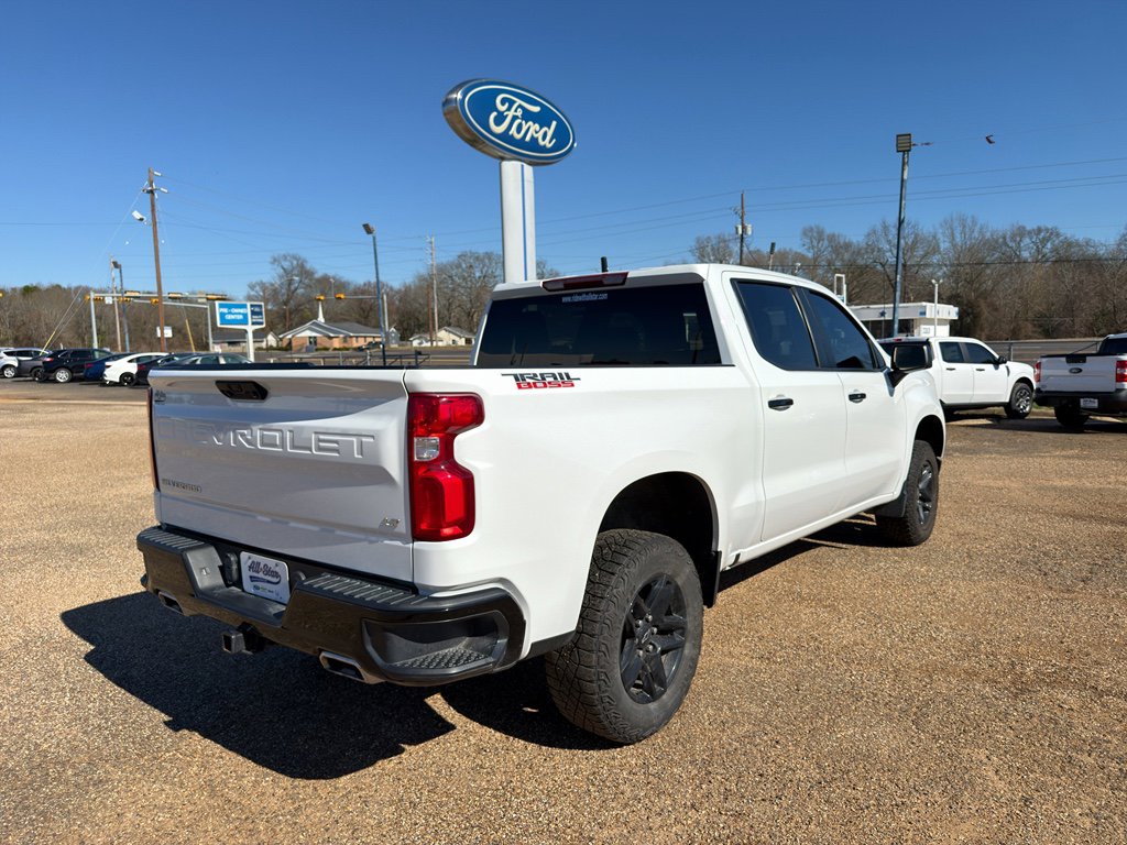 Used 2024 Chevrolet Silverado 1500 LT Trail Boss w/ Protection Package image 5