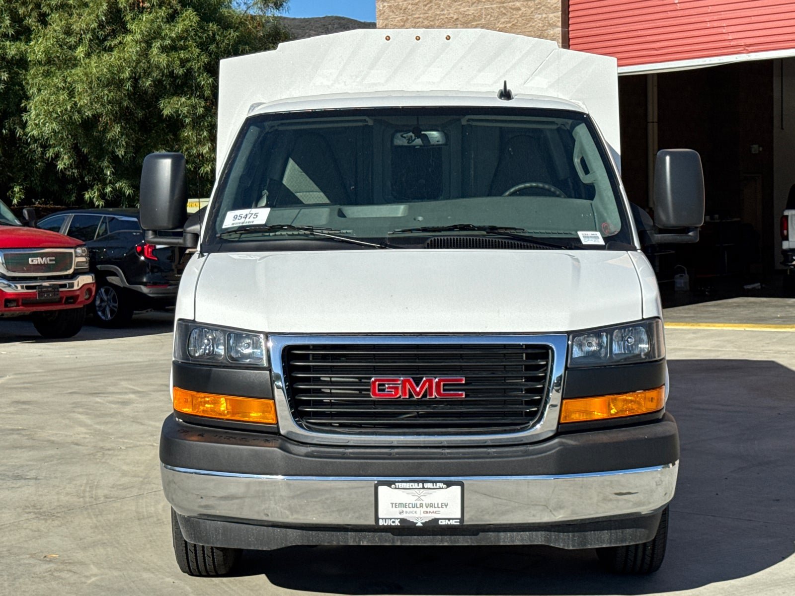 New 2025 GMC Savana 3500 w/ Power Convenience Package RWD image 5