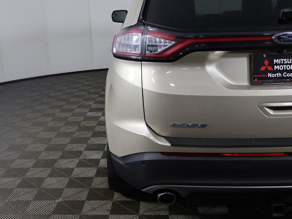 Used 2018 Ford Edge SEL image 11