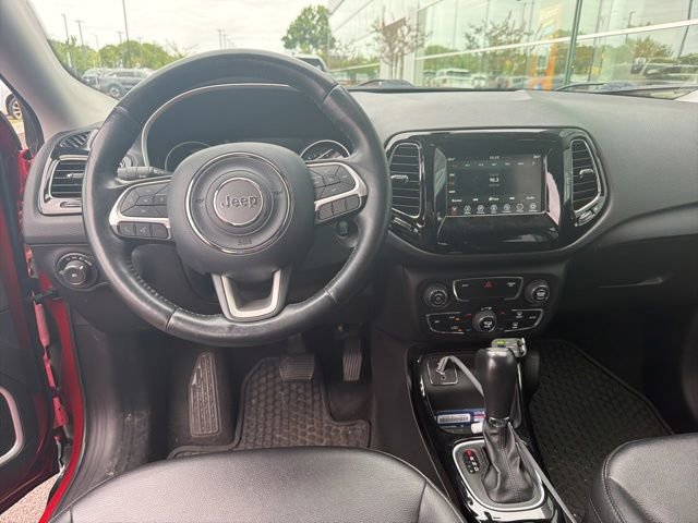 Used 2019 Jeep Compass Latitude FWD image 5