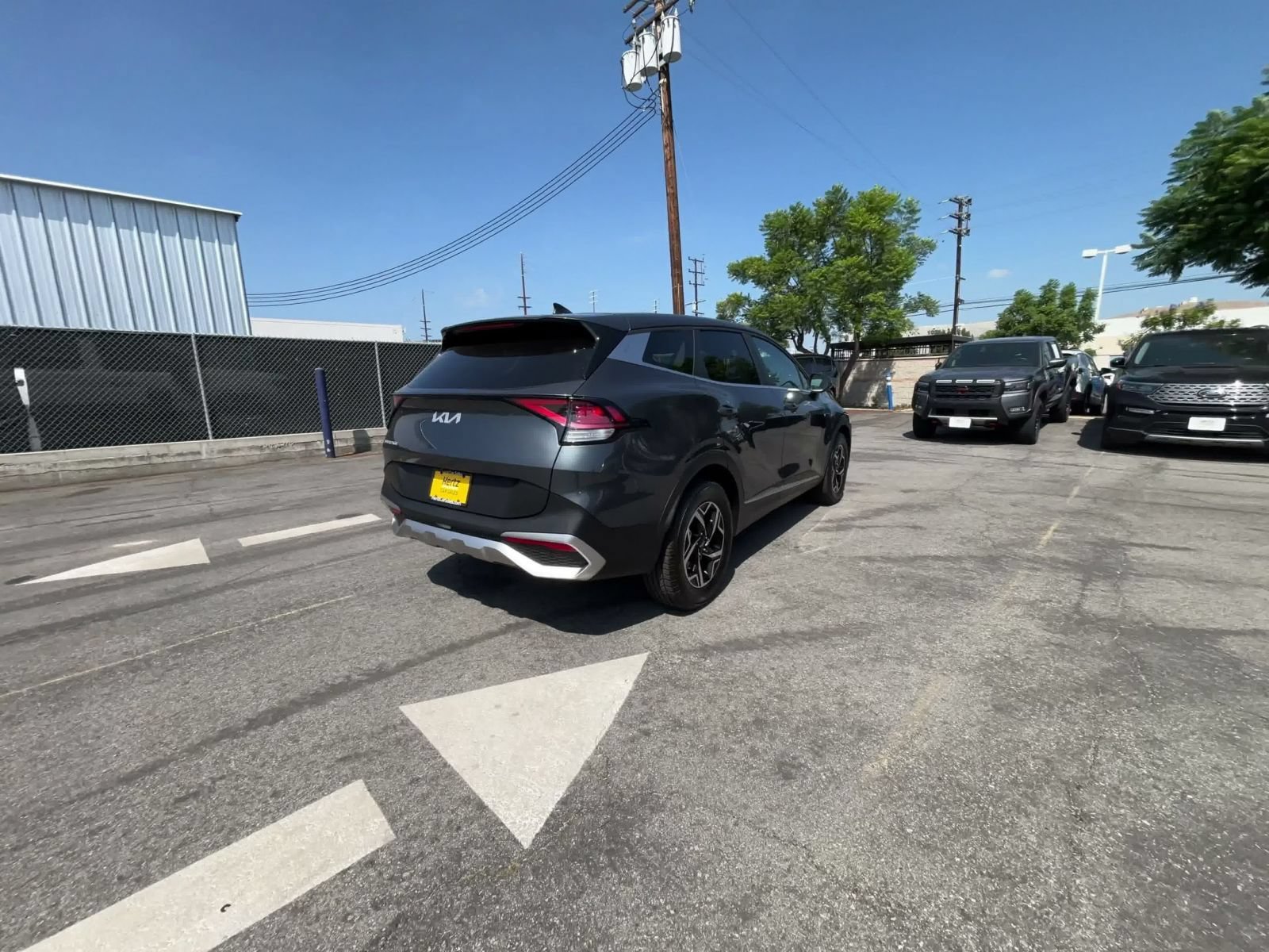 Used 2025 Kia Sportage LX FWD image 13