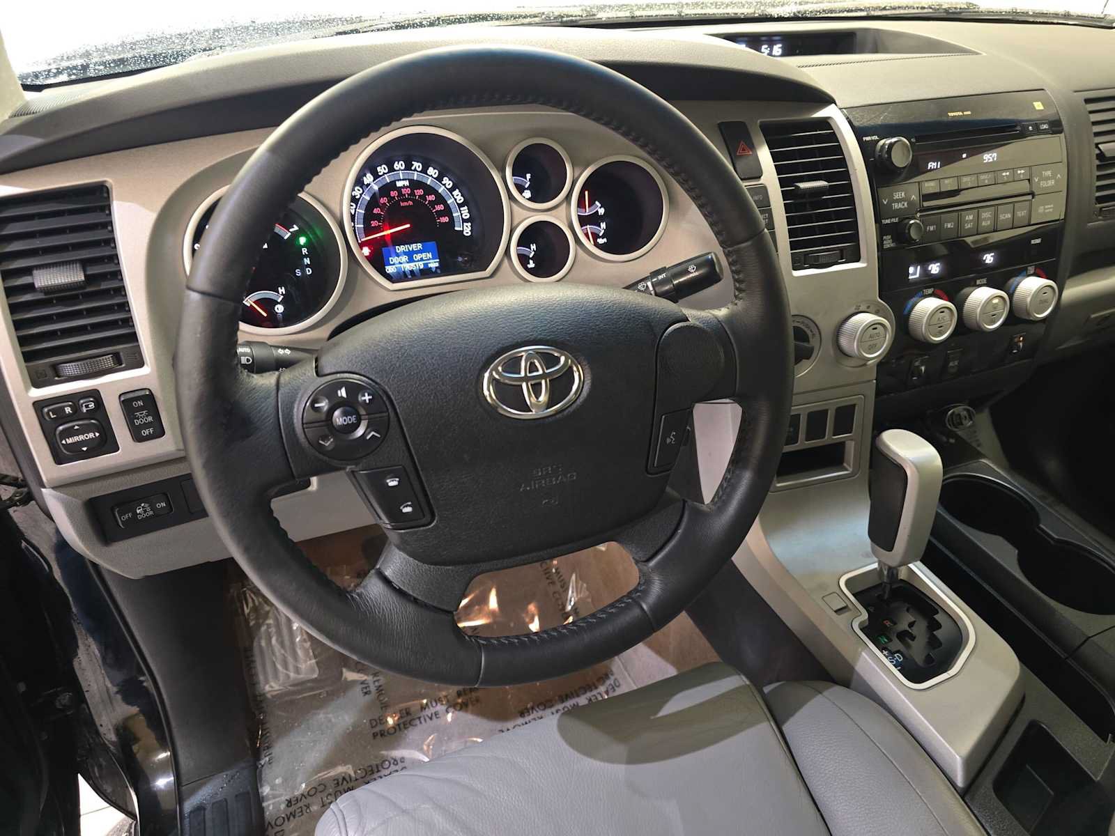 Used 2007 Toyota Tundra Limited AWD/4WD image 2