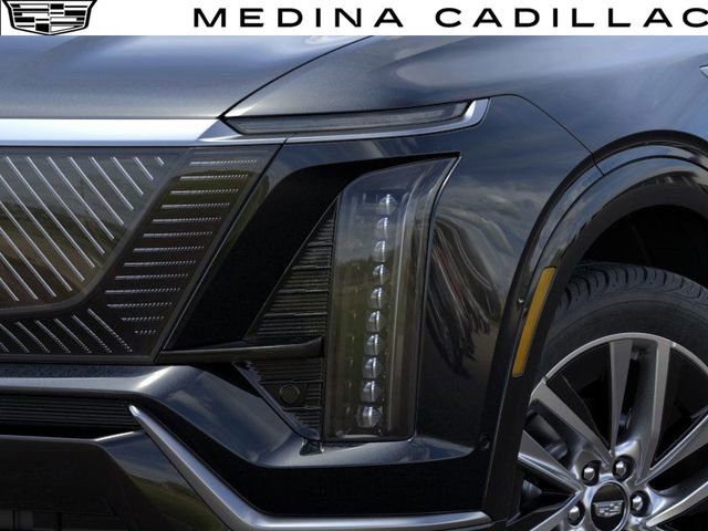 New 2026 Cadillac Vistiq Luxury w/ LPO, Floor Liner Package AWD/4WD image 10