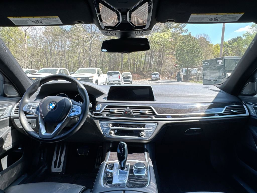 Used 2019 BMW 740i w/ M Sport Package image 30