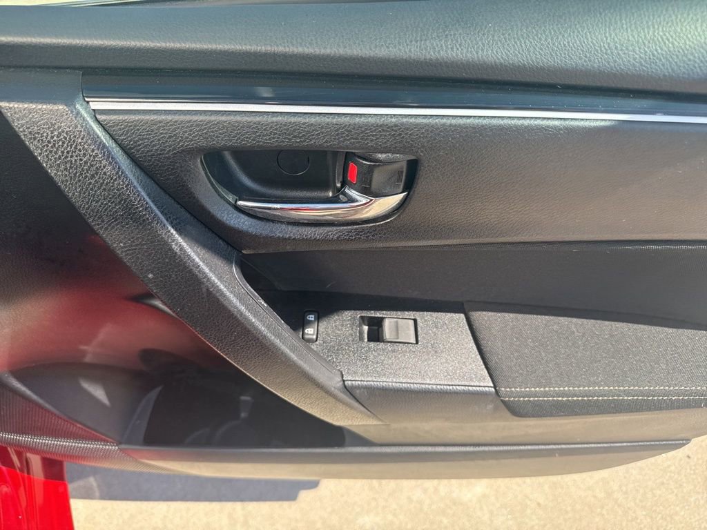 Used 2019 Toyota Corolla LE FWD image 22