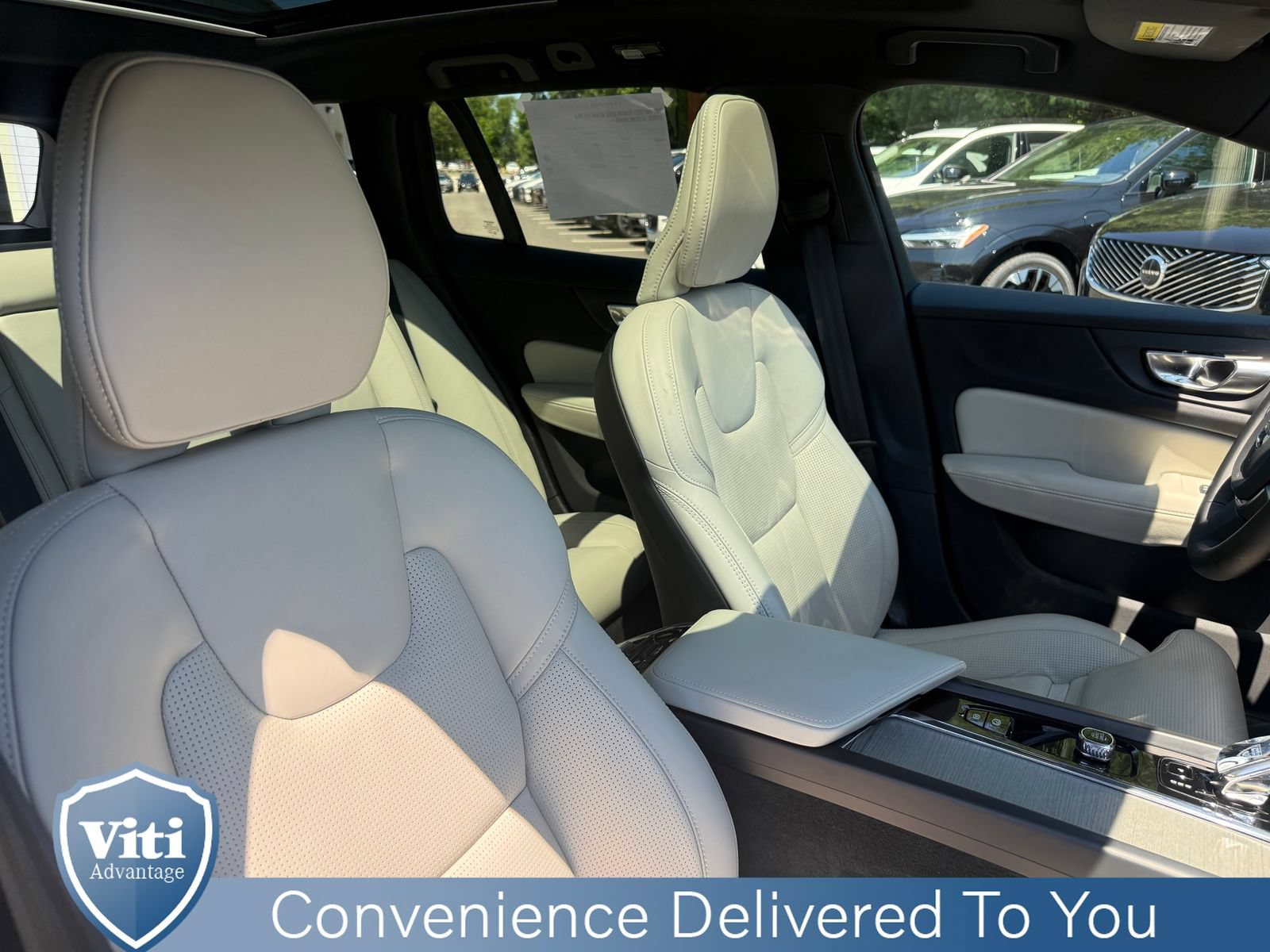 Certified 2025 Volvo V60 B5 Cross Country Ultra w/ Protection Package Premier AWD/4WD image 31