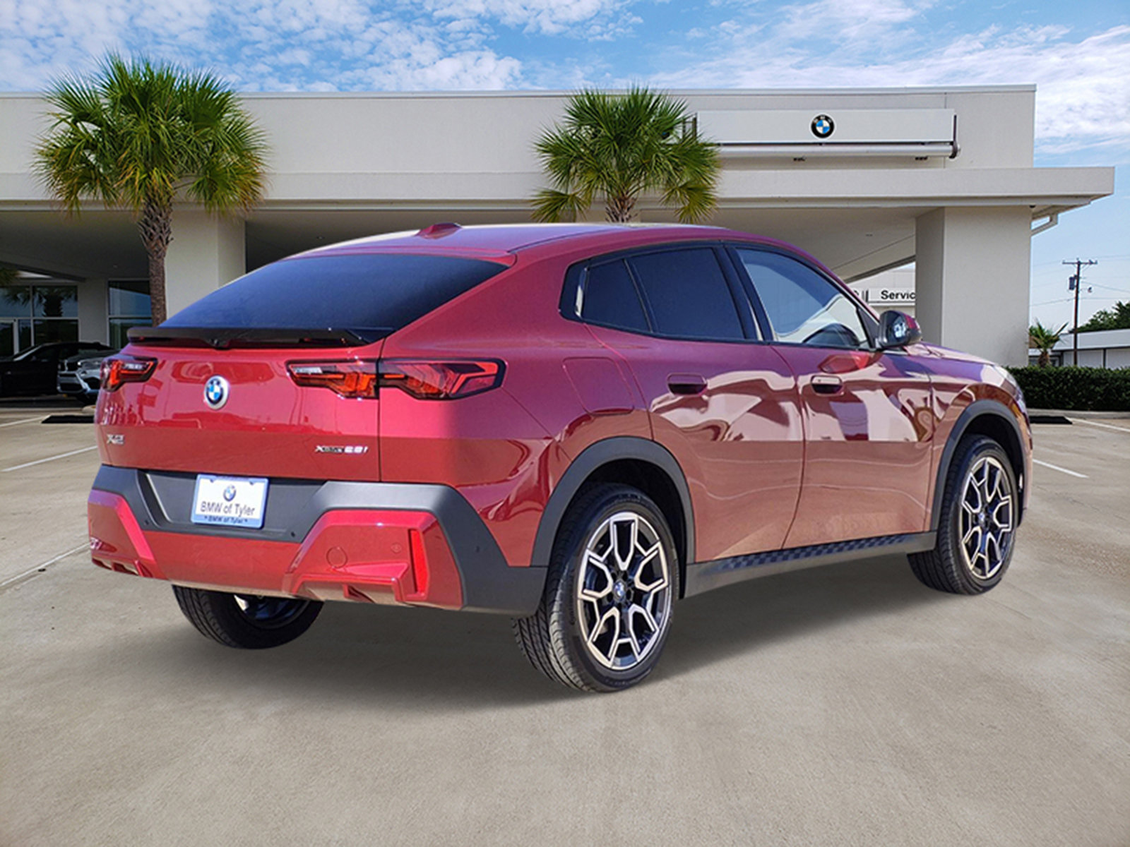 New 2026 BMW X2 xDrive28i w/ Convenience Package AWD/4WD image 4