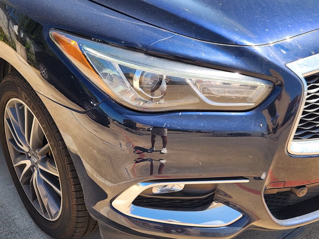 Used 2017 INFINITI QX60 FWD w/ Deluxe Technology Package image 8