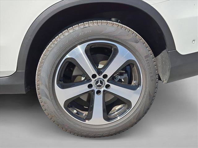 Used 2021 Mercedes-Benz GLC 300 4MATIC image 19