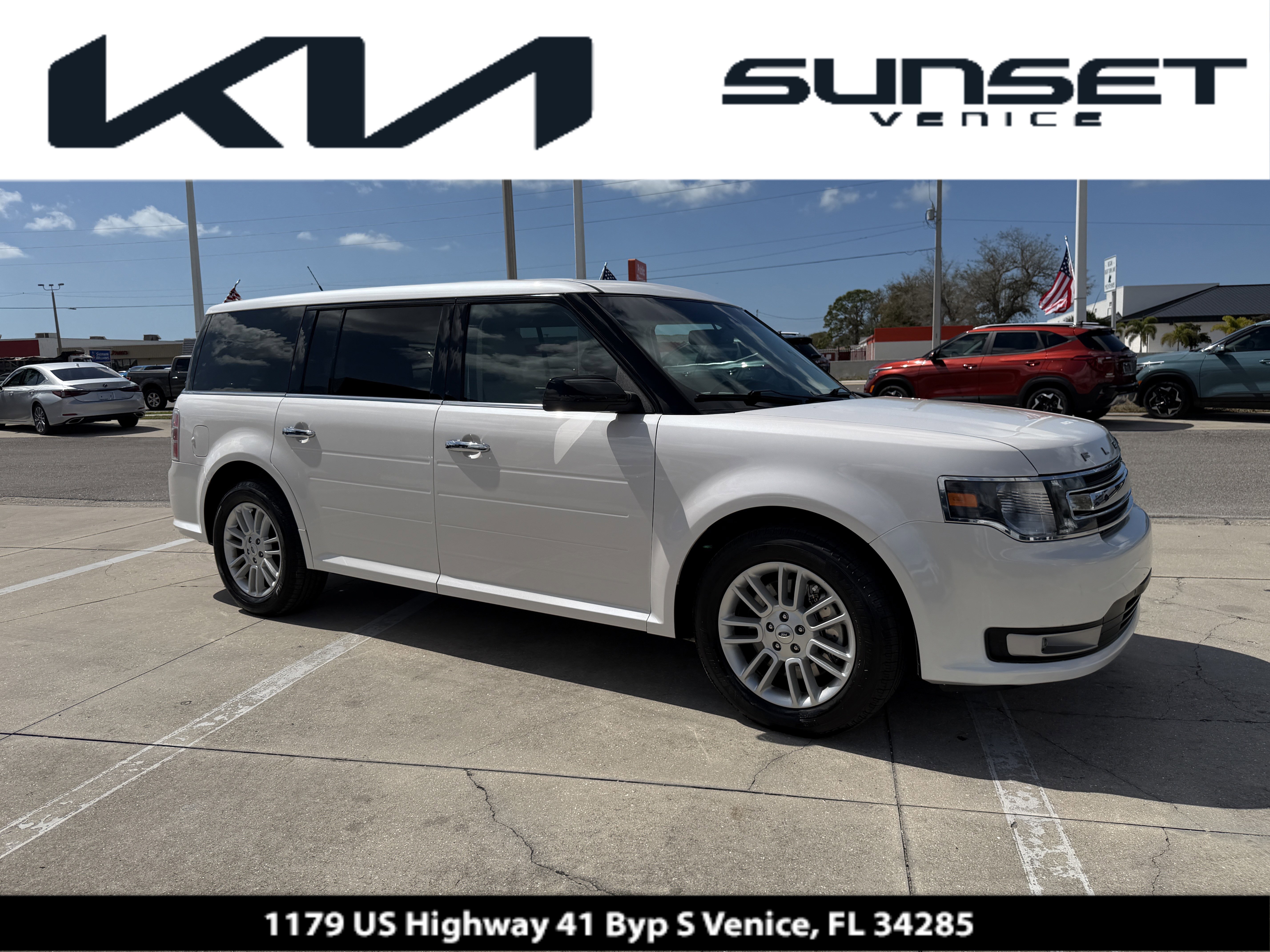 Used 2018 Ford Flex SEL w/ Equipment Group 202A image 1