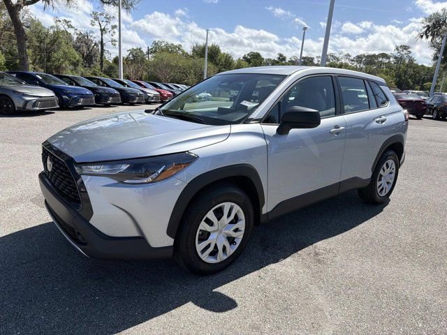 Certified 2025 Toyota Corolla Cross L image 5