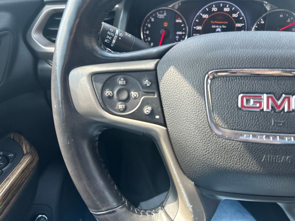 Used 2018 GMC Acadia Denali w/ Technology Package AWD/4WD image 24