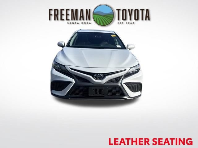 Used 2024 Toyota Camry SE w/ Cold Weather Package FWD image 3