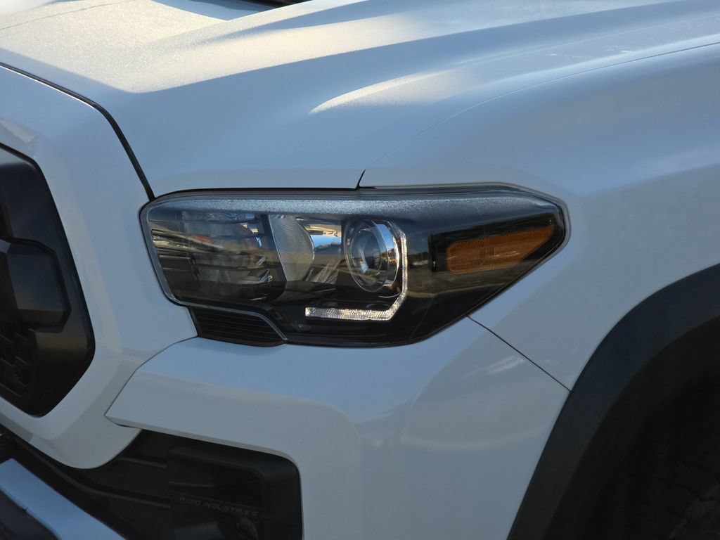 Used 2019 Toyota Tacoma TRD Pro AWD/4WD image 31