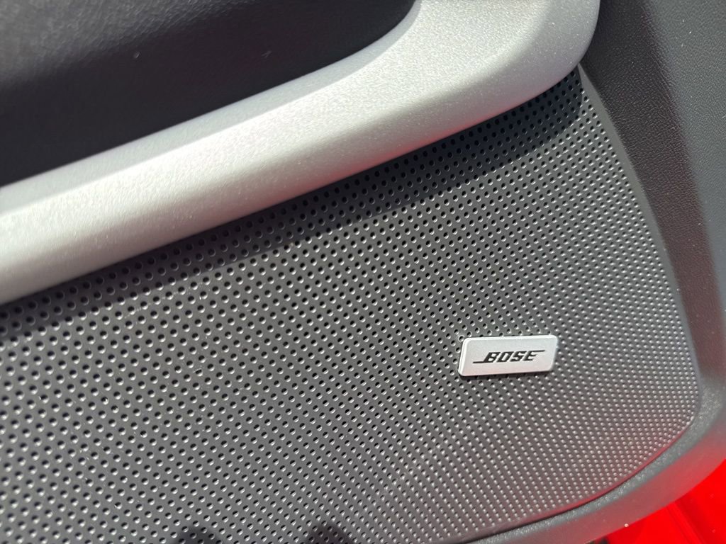 Used 2016 Chevrolet Camaro LT RWD image 12