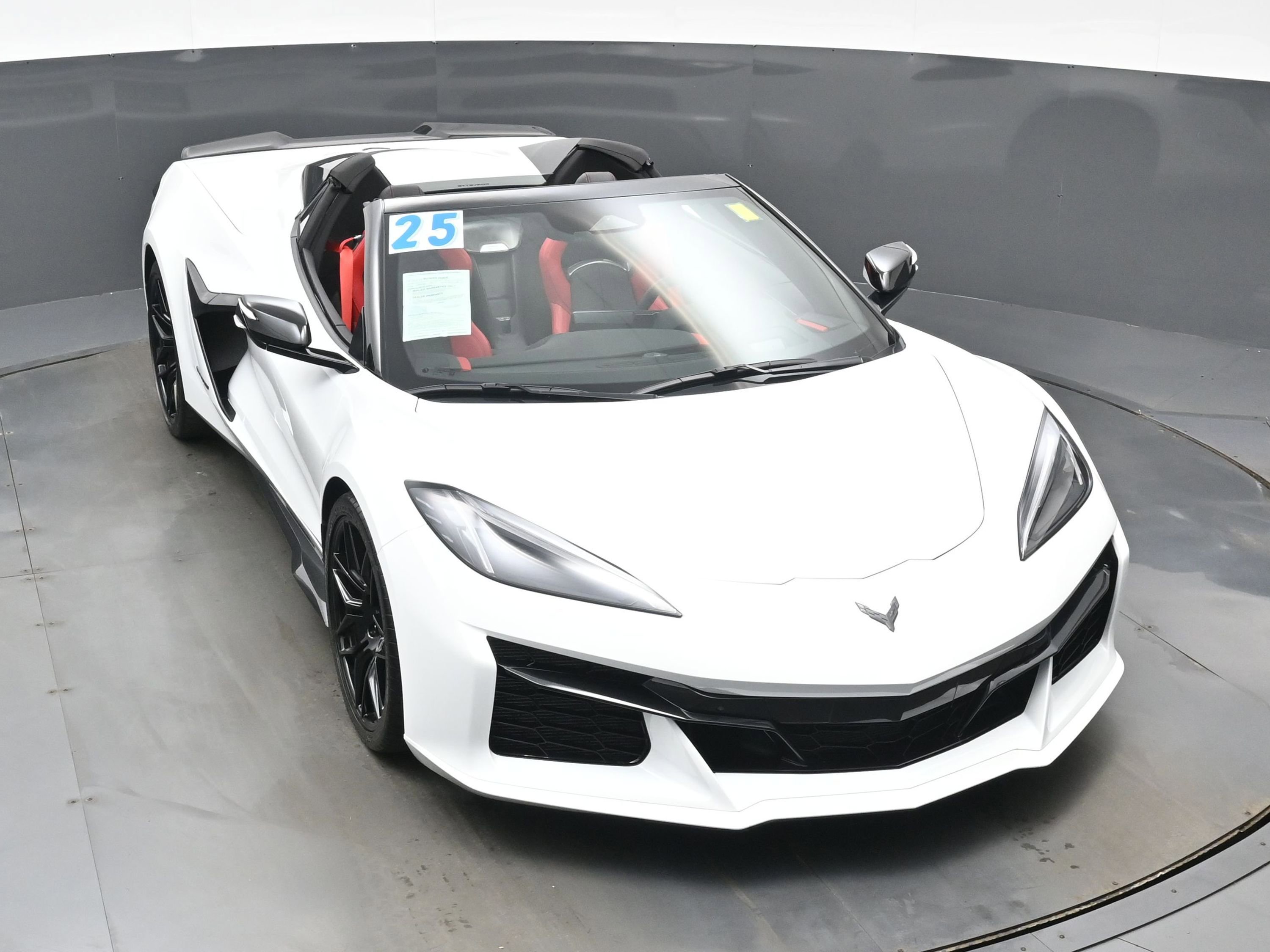 Used 2025 Chevrolet Corvette Z06 w/ Stealth Interior Trim Package RWD image 38