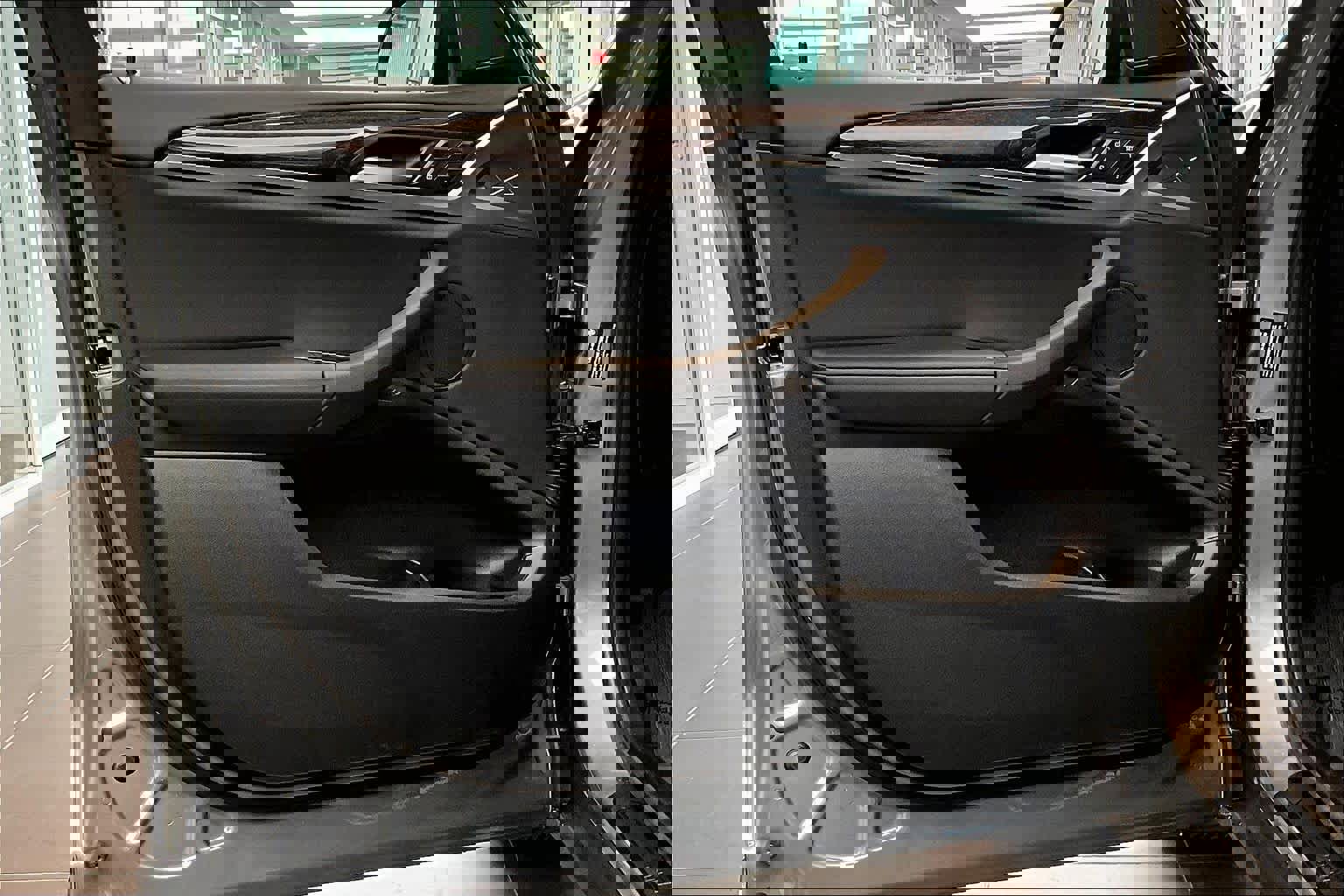 Used 2024 BMW X3 xDrive30i w/ Parking Assistance Package image 21