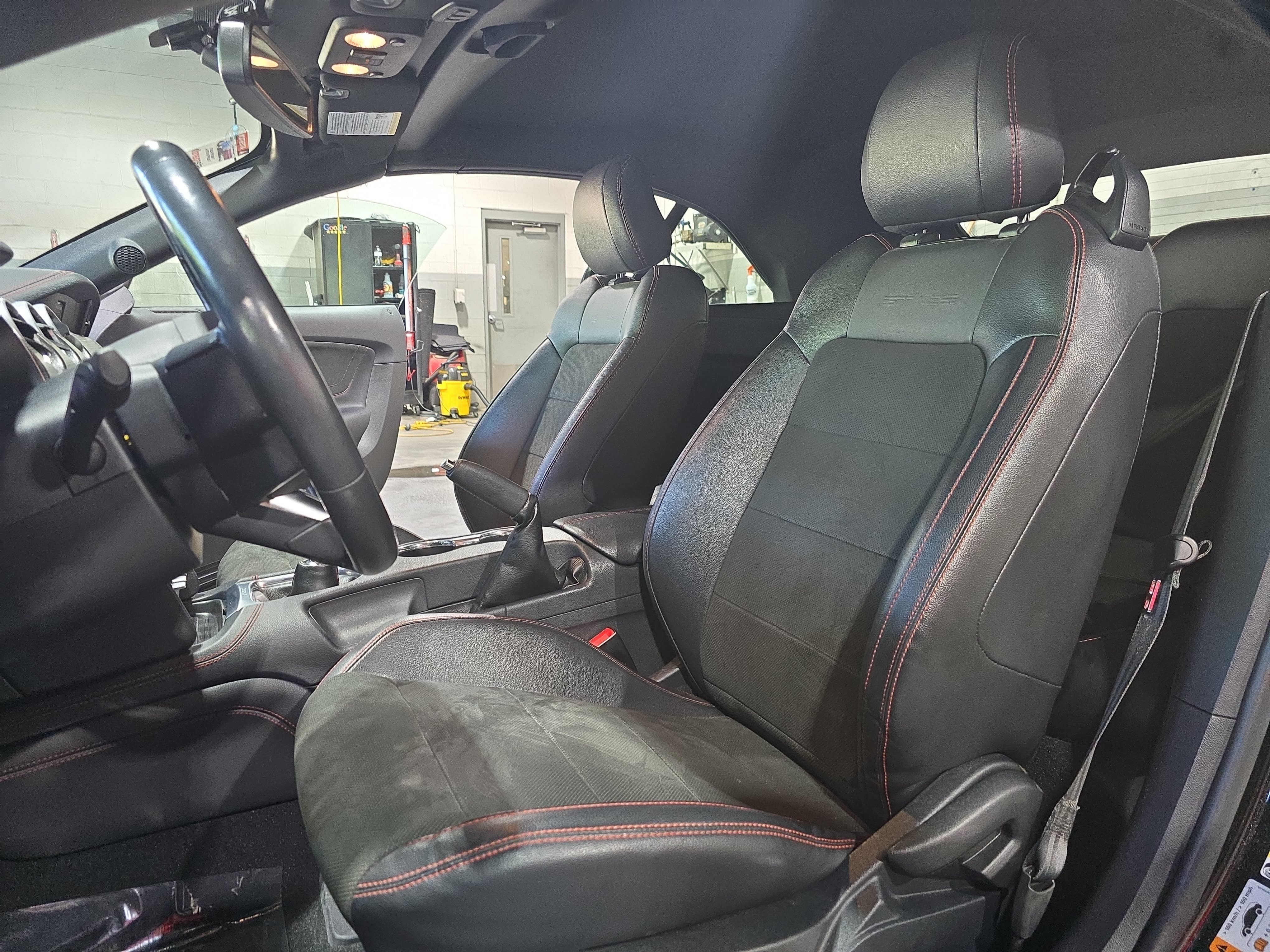 Used 2019 Ford Mustang GT Premium w/ Equipment Group 401A RWD image 13
