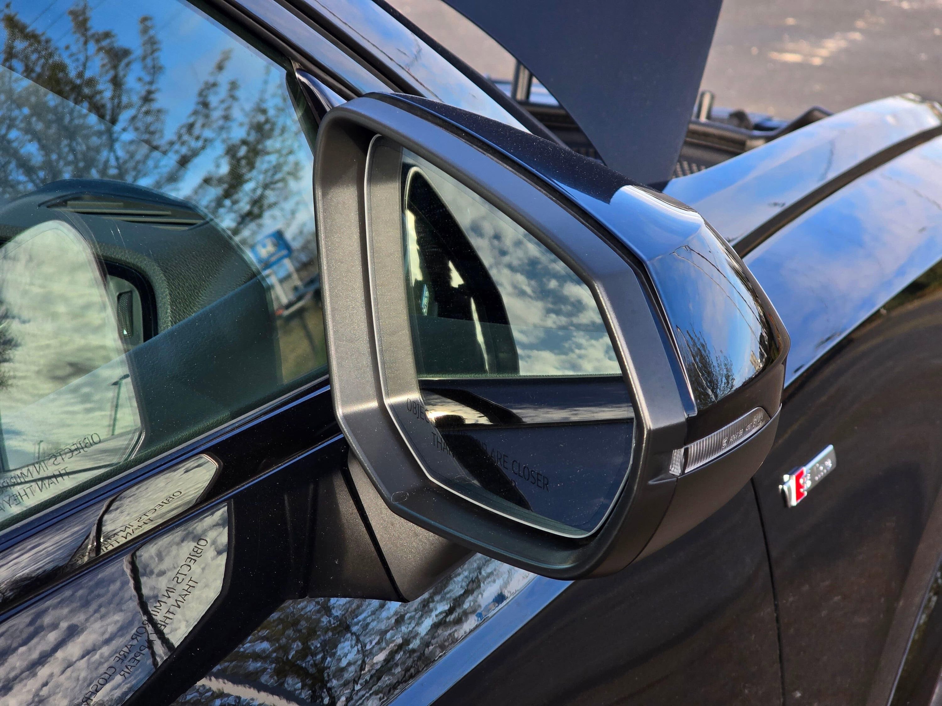 Used 2024 Audi Q3 2.0T Premium Plus image 28