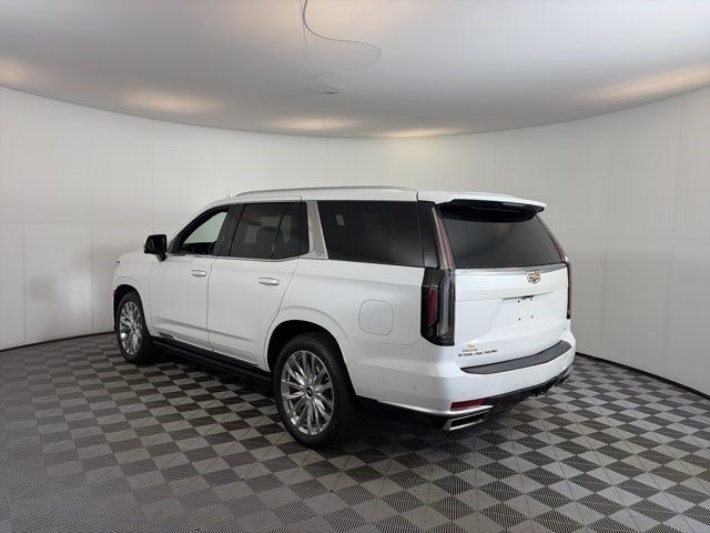 Certified 2023 Cadillac Escalade Premium Luxury w/ Performance Package AWD/4WD image 4