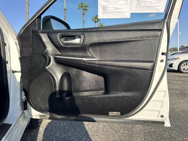 Used 2017 Toyota Camry XLE image 28