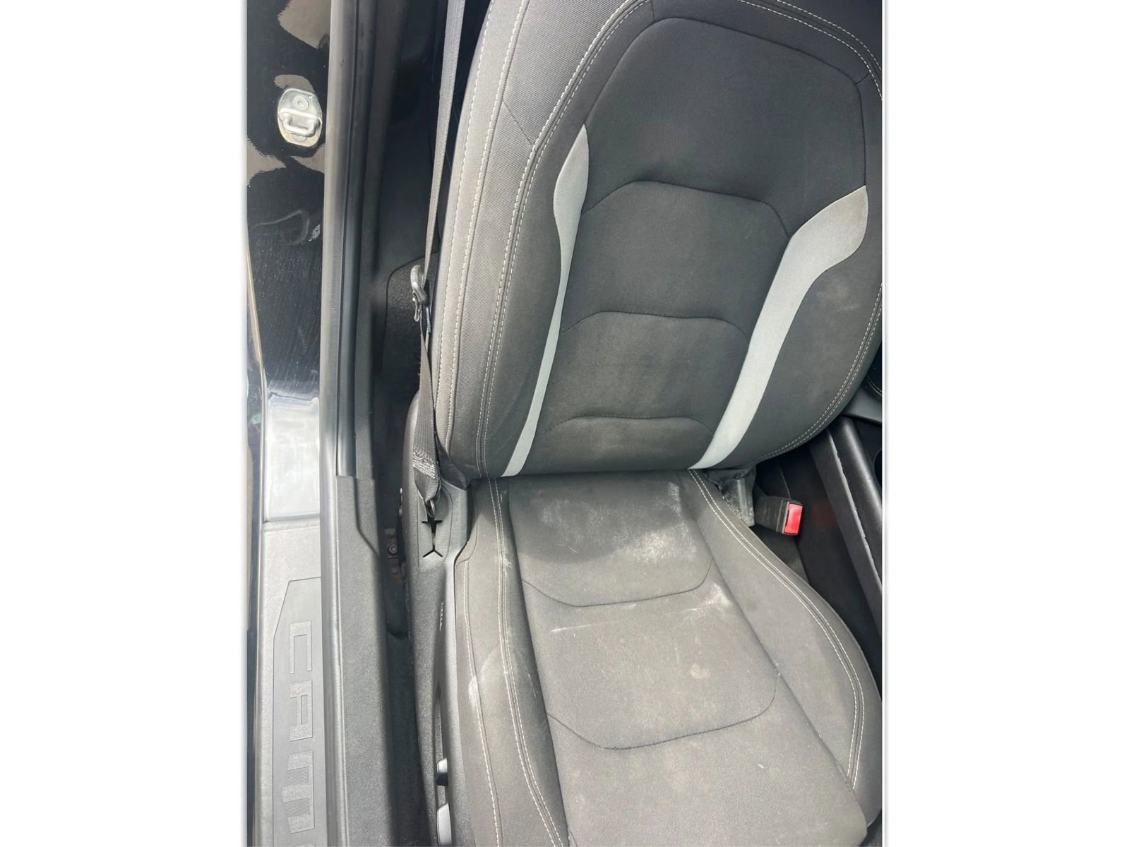 Used 2018 Chevrolet Camaro LS RWD image 31